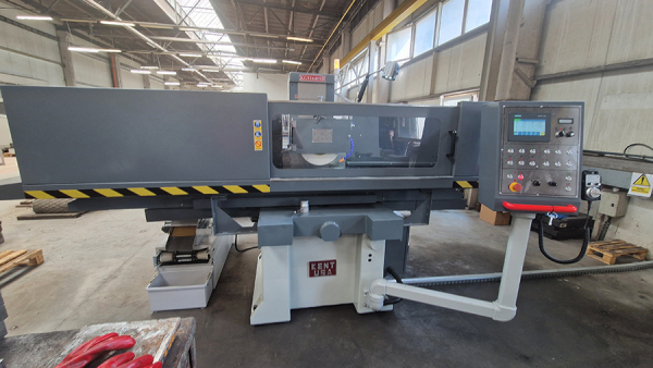 Szlifierka do płaszczyzn KENT USA KGS 1640 SD2